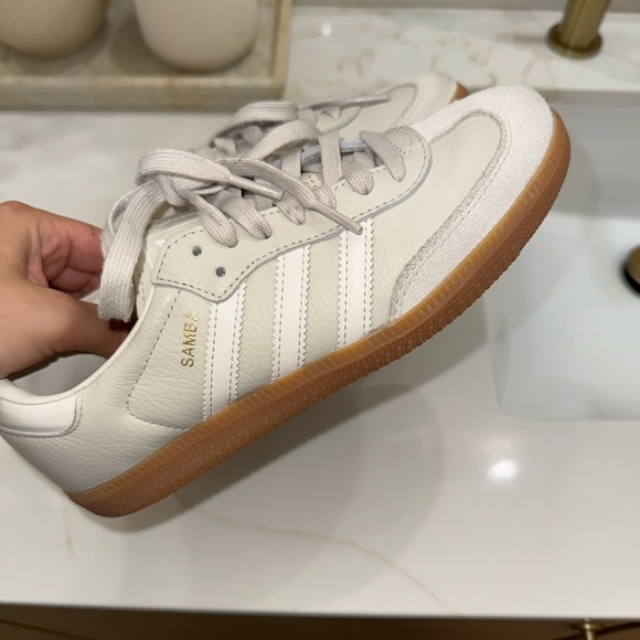 Adidas Women's Cream Sneakers - Picture 2 of 5